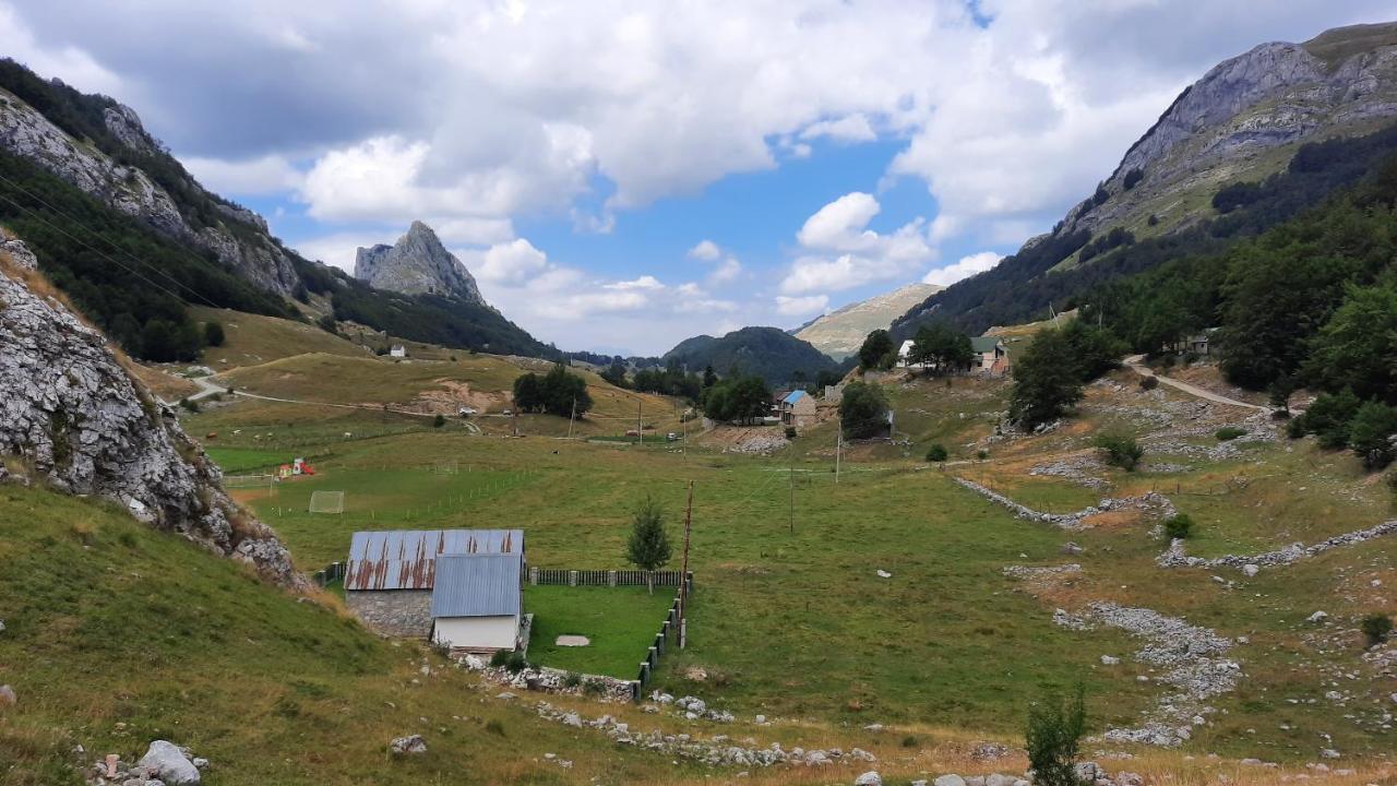 Katun Mokra Accommodation & Horseback Riding Podgorica Exterior foto