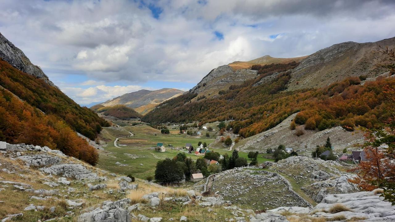 Katun Mokra Accommodation & Horseback Riding Podgorica Exterior foto