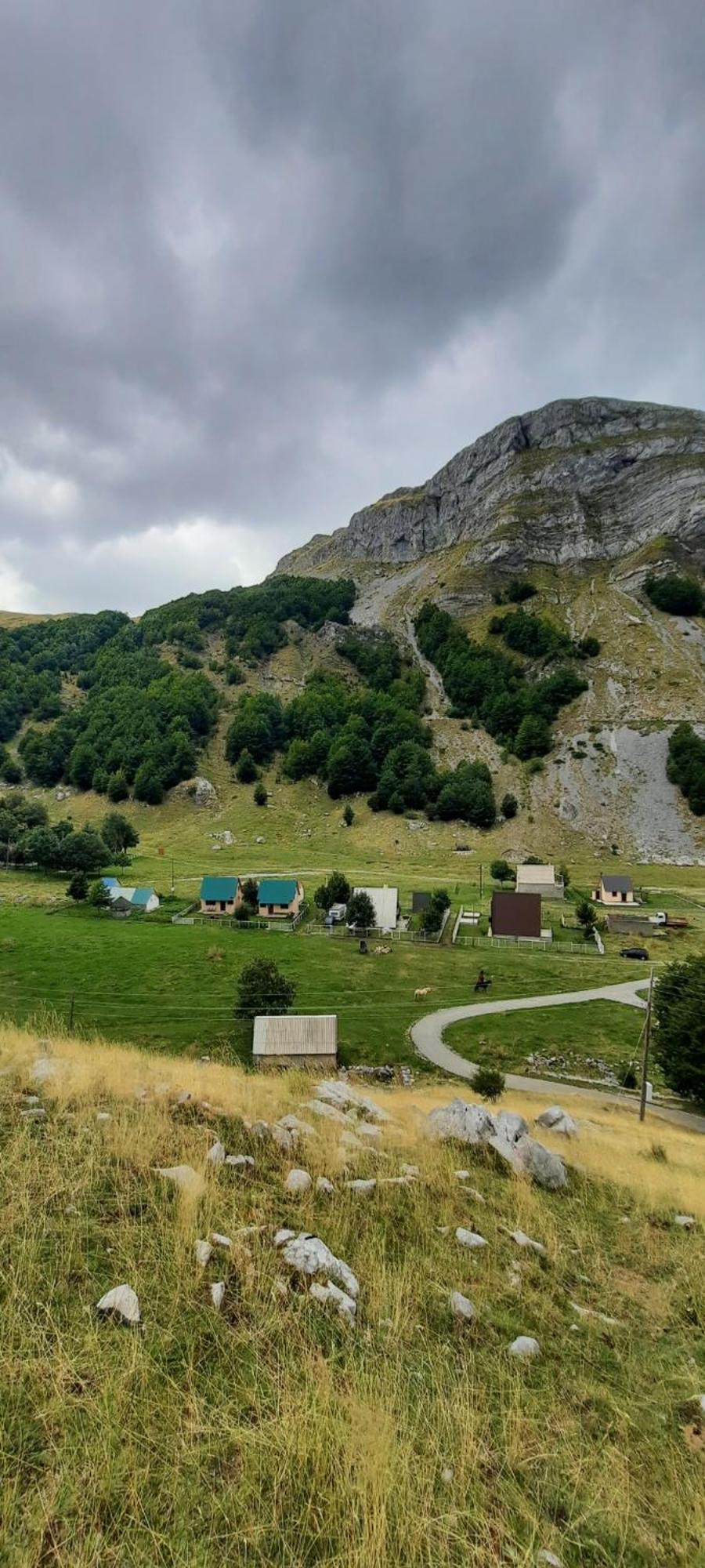 Katun Mokra Accommodation & Horseback Riding Podgorica Exterior foto