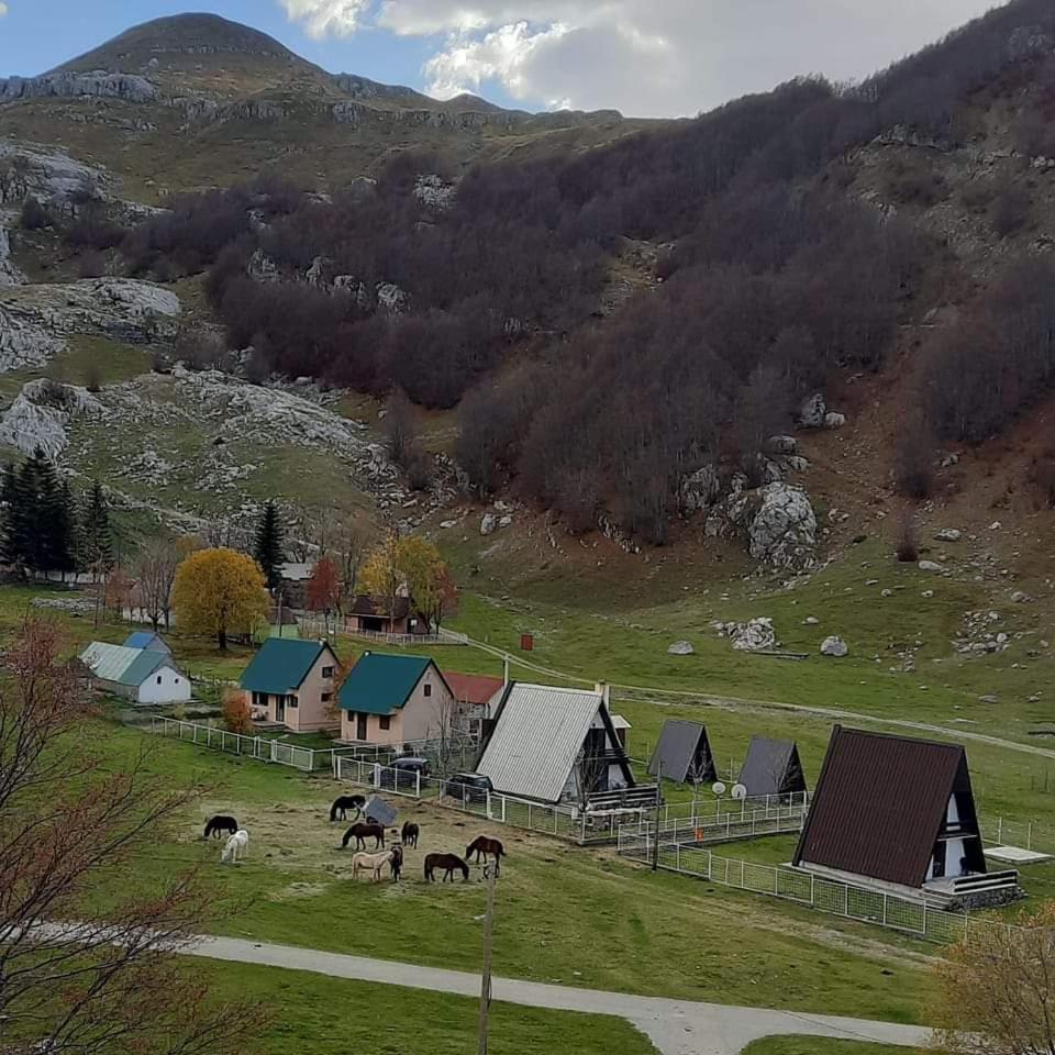 Katun Mokra Accommodation & Horseback Riding Podgorica Exterior foto